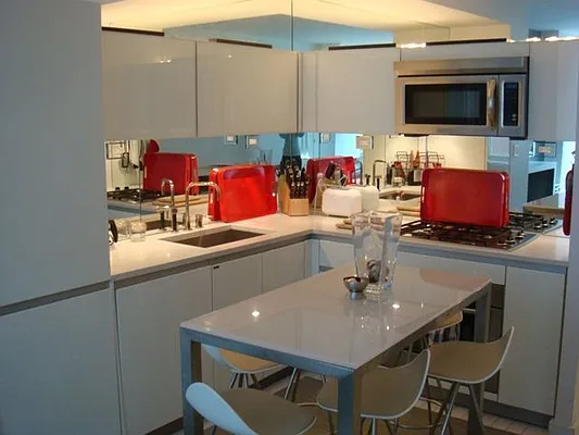 Sold by Skygroup Realty | media 18