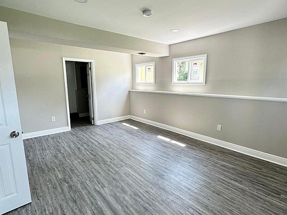 4th image of 4532 Tarry Ln