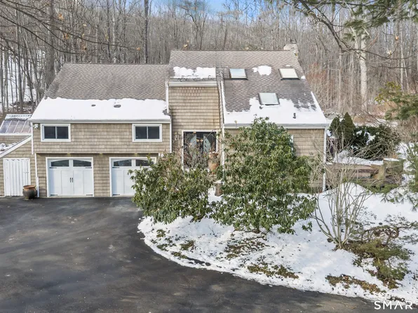 92 Head Of Meadow Road, Newtown, CT 06470