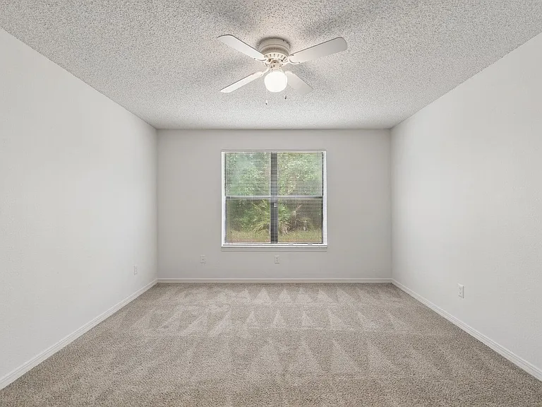 Northlake — Photo 18