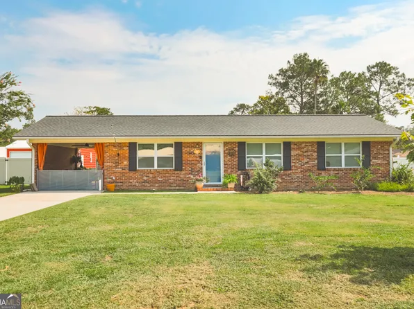 106 Beaver Dr, Blackshear, GA 31516