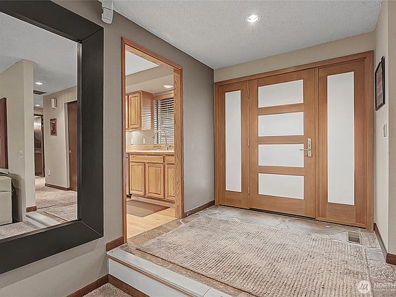 2nd image of 18766 130th Avenue SE