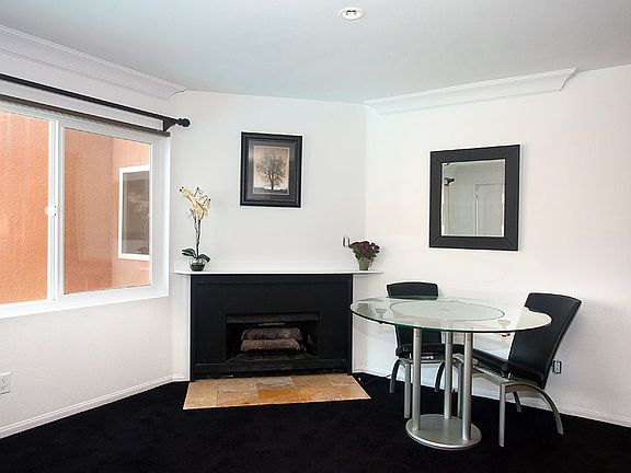 5th image of 840 Turquoise St Unit 210