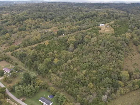 2189 White Oak Rd, Owingsville, KY 40360