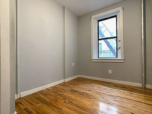 2nd image of 615 Academy St #3DD