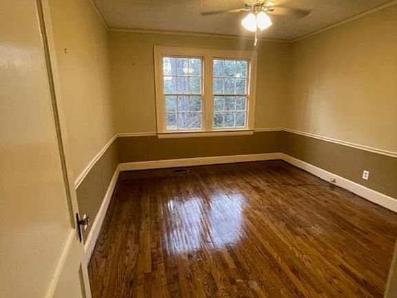 4th image of 3418 Wellington Rd