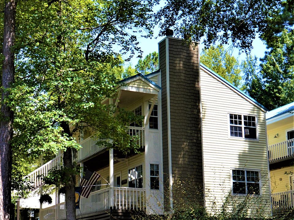 1st image of 612 Hundred Harbor Pl