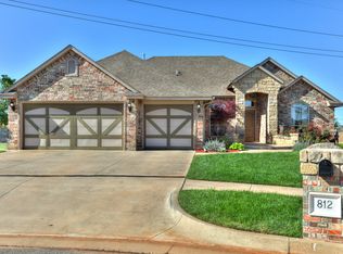 812 NW 193rd St, Edmond, OK 73012