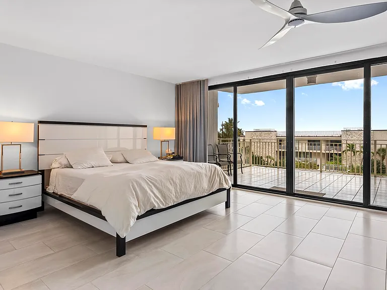 2155 S Ocean Blvd #11 — Photo 8