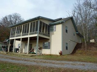 310 Sunrise Pl, Hayesville, NC 28904