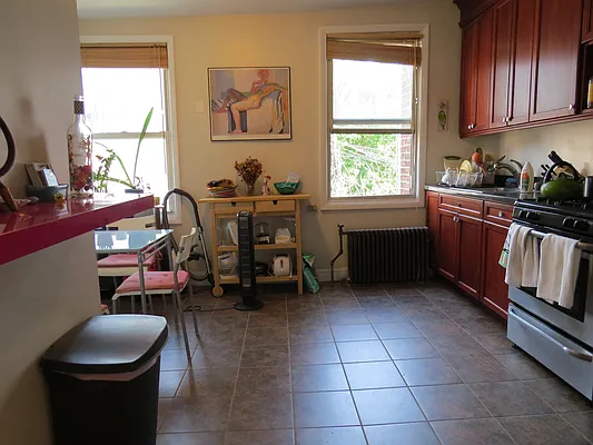 Rented by Capri Jet Realty Corp | media 5