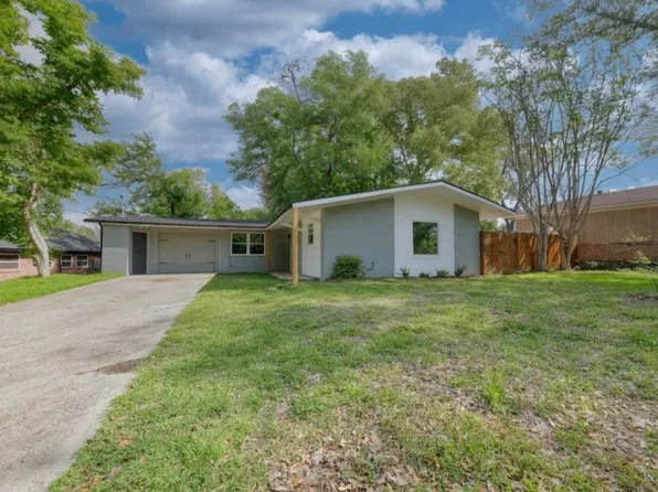 2806 Brentwood Dr, Tyler, TX 75701