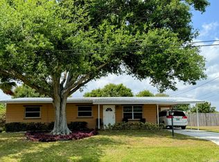 3729 Saint Benedicts Rd, Fort Pierce, FL 34982