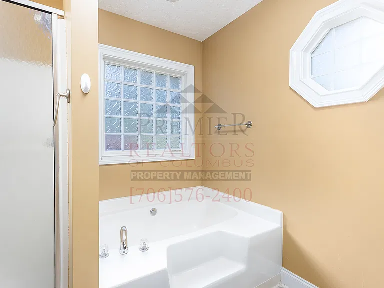 251 Owens Rd — Photo 21
