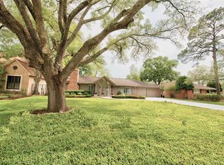 5225 Holly St, Bellaire, TX 77401