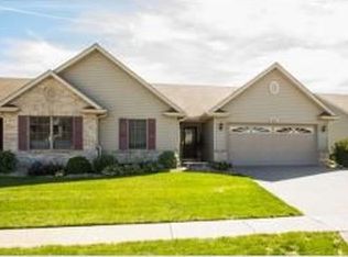 445 Celeste Cir, Blue Grass, IA