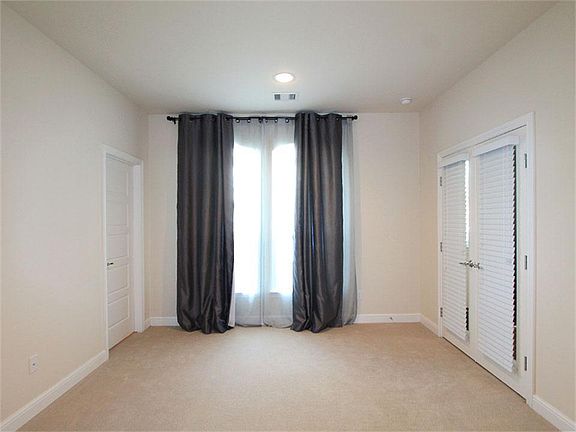 5th image of 1322 Rosewood St