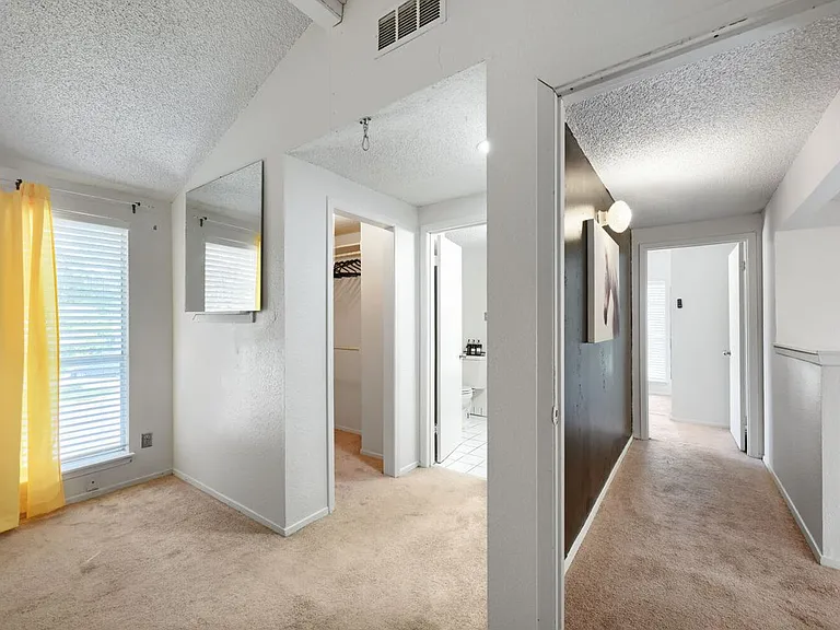 4814 Misty Slope Ln — Photo 10