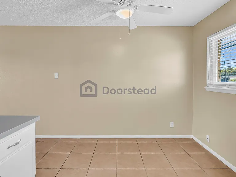 9400 Montrose Ct #31 — Photo 12