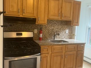 330 2nd St APT 2, Jersey City, NJ 07302