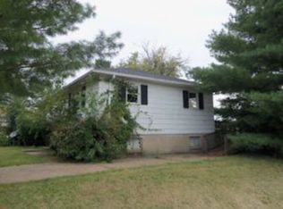 1244 S Indiana Ave, Wellston, OH 45692
