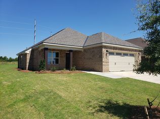 1820 Mabel Dr, Prattville, AL 36066