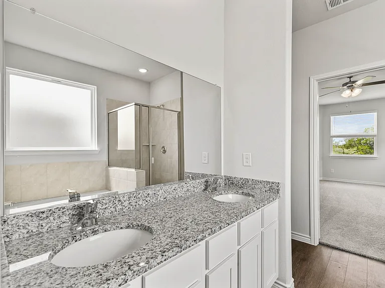 5028 Cervinae Rd — Photo 8