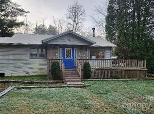 88 Jack Sullins Rd, Spruce Pine, NC 28777
