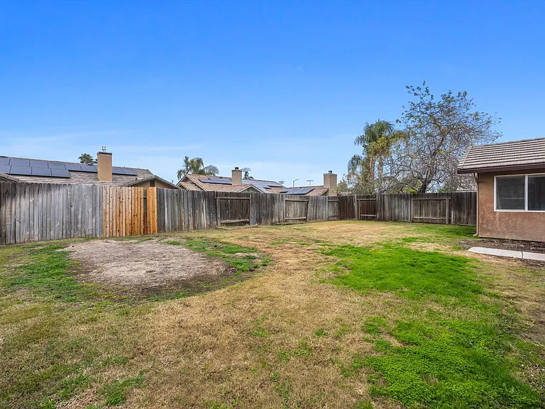 11610 Invidia Ct — Photo 47