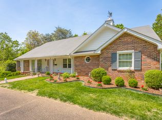 1001 River Hills Dr, Chattanooga, TN 37415