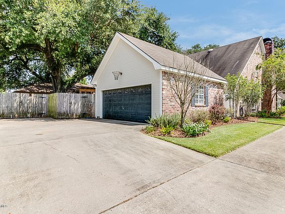 5th image of 401 Cypress Cv