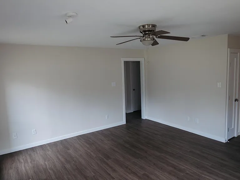 300 Lila Ln — Photo 14
