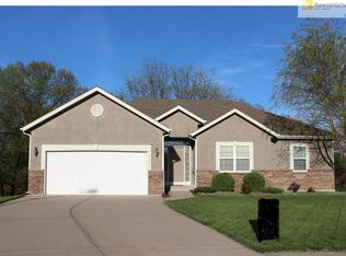 1100 NW 108th Ct, Kansas City, MO 64155