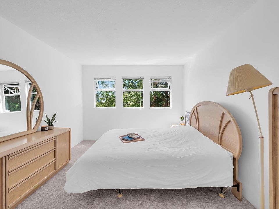 1st image of 5335 Hastings St #303