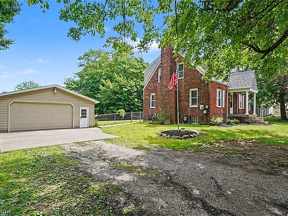 3rd image of 6341 Clingan Rd