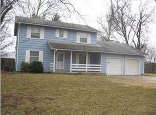 8415 E Peach Tree Ln, Wichita, KS 67207