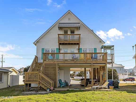 5th image of 215 E Ft Macon Road