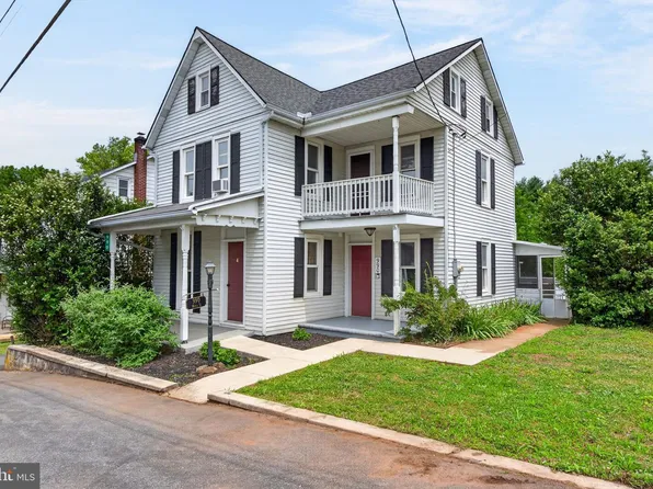990 Maple St, Lititz, PA 17543