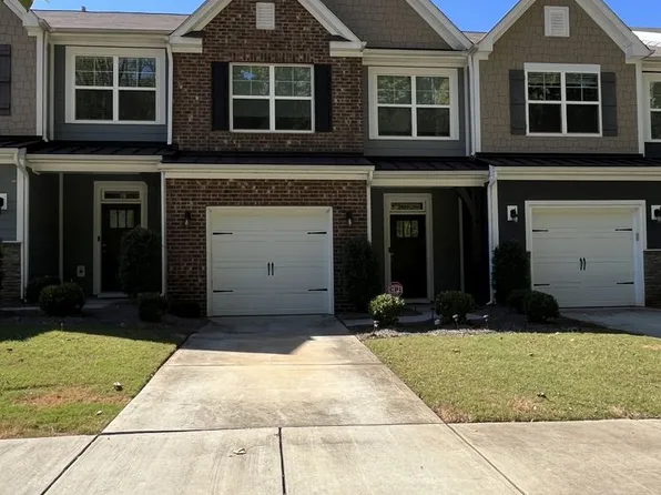 6814 Harris Bay Rd, Charlotte, NC 28269