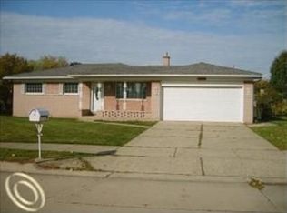 13727 Grey Ave, Warren, MI 48089