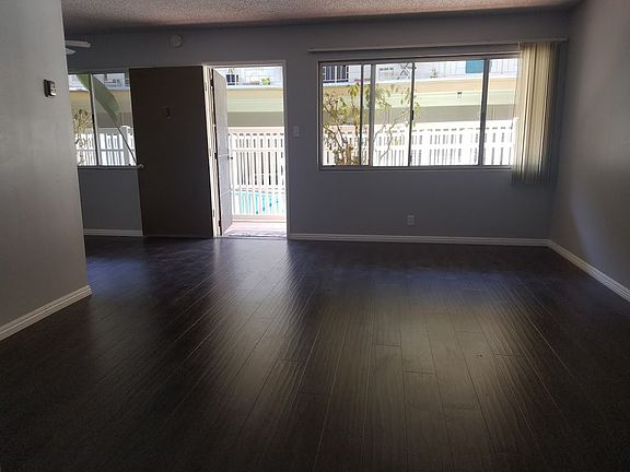 5th image of 3601 E Vermont St APT 3