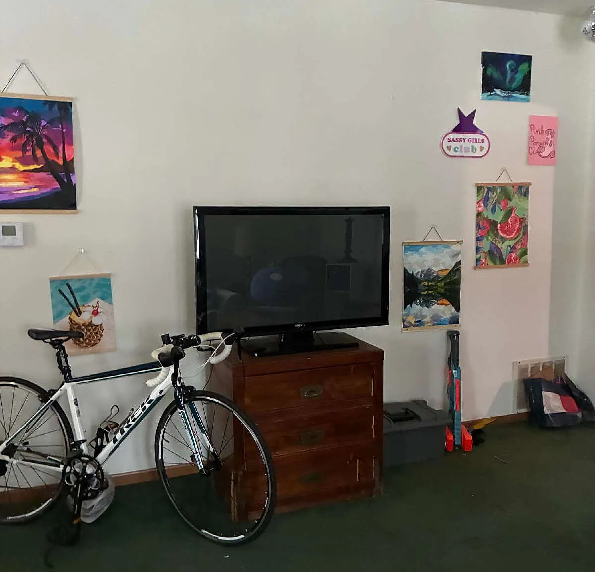 3 bed, 1.0 bath, $510 — Photo 3