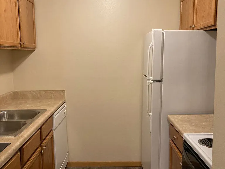 417 & 421 N Elizabeth Ave — Photo 15