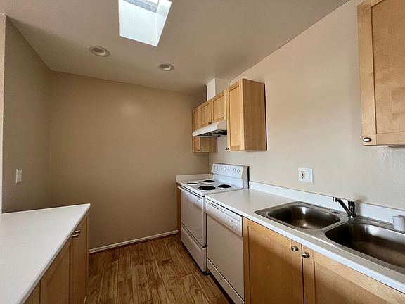 4th image of 124 N Oxford Ave APT 309