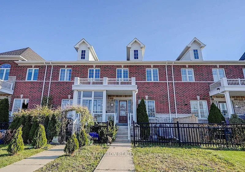 13305 Bathurst St