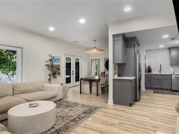 5250 Chemin De Vie, Sandy Springs, GA 30342