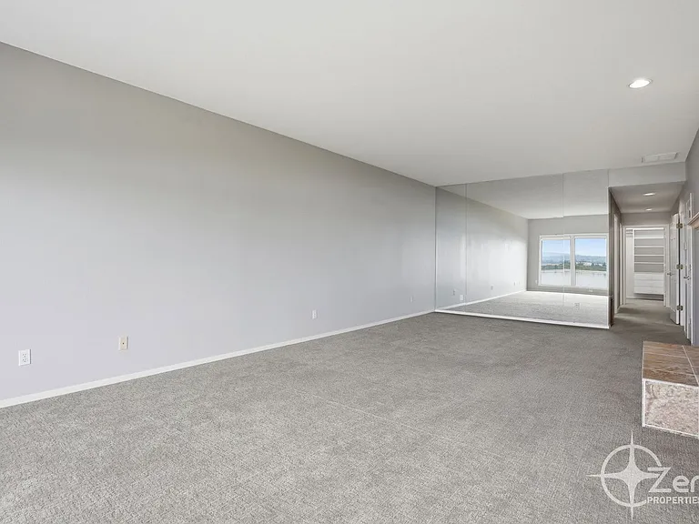 6903 SE Riverside Dr #3 — Photo 29