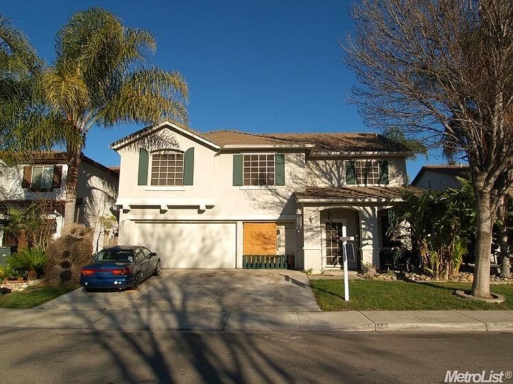 1st image of 540 Peregrine Dr