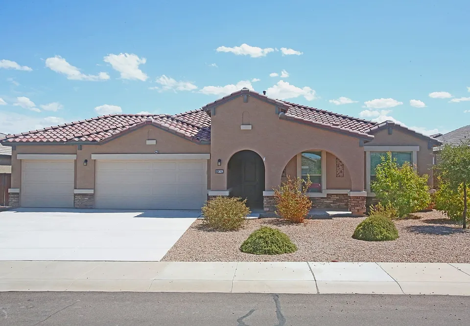 13829 W Paso Trl