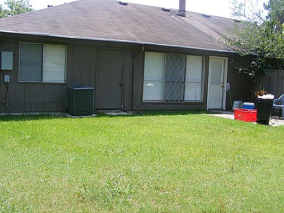 3rd image of 3730 Westmeadow Dr
